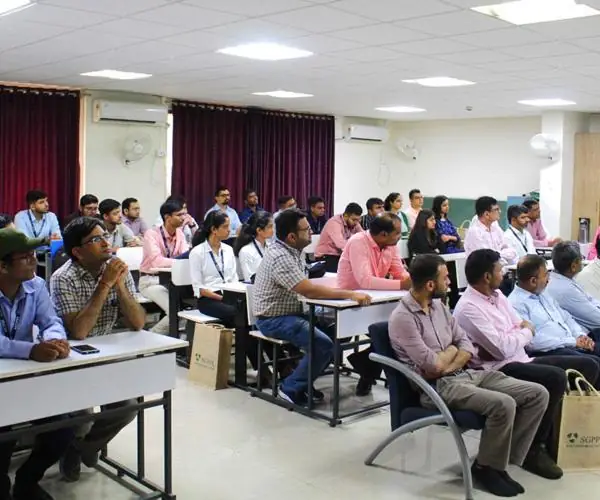 CFlo attends a National Conference at SVNIT Surat