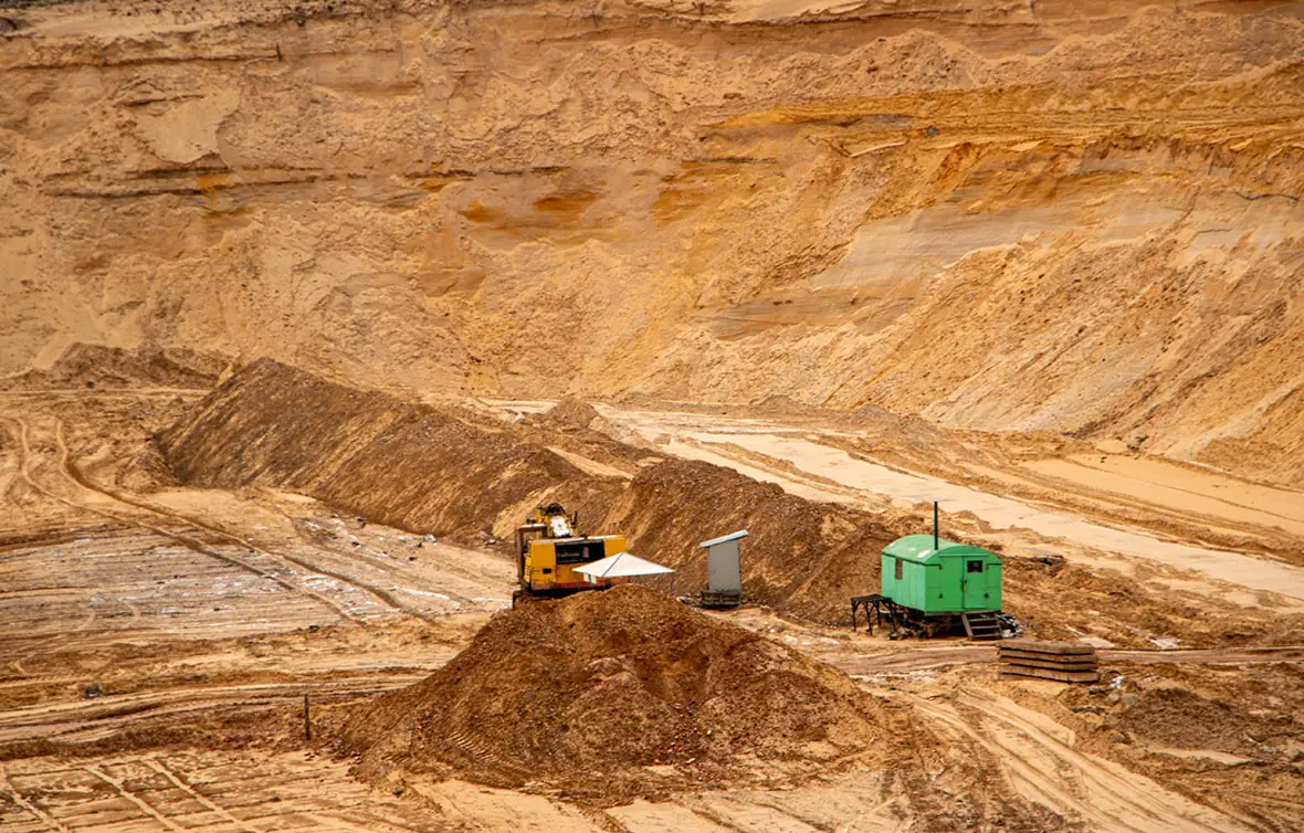 Precision-Engineered Silica Sand for High-Performance Metal Casting