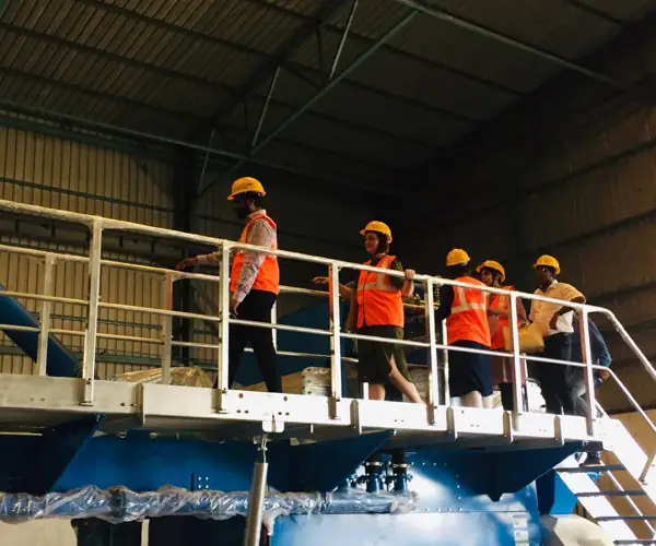 Rhiannon Harries visits CFlo Workshop