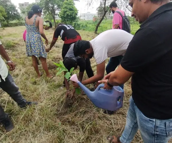 Sand Grains Foundation leads tree planting campaign in Kolkata
