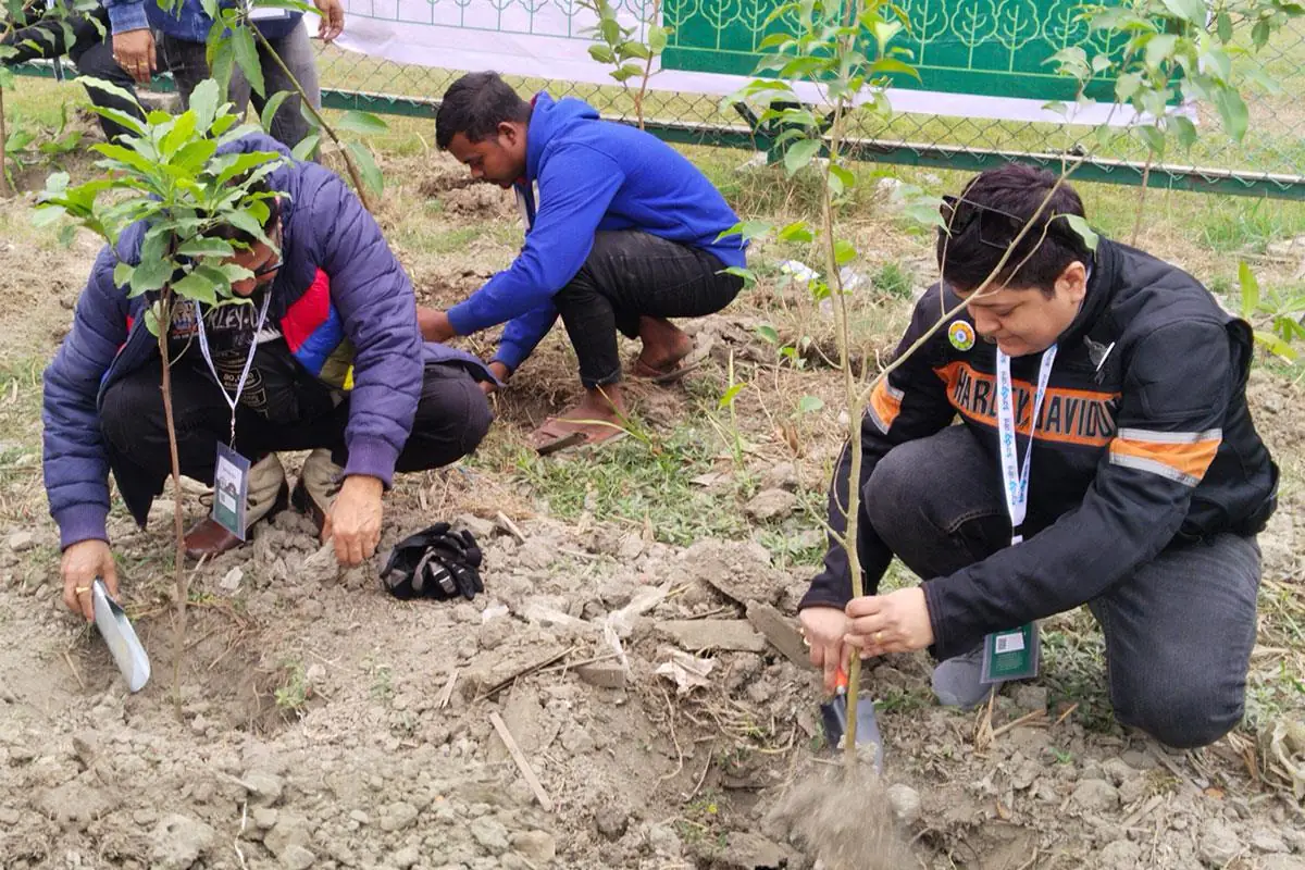 CFlo's CSR Wing takes an initiative for Zero Carbon Emission